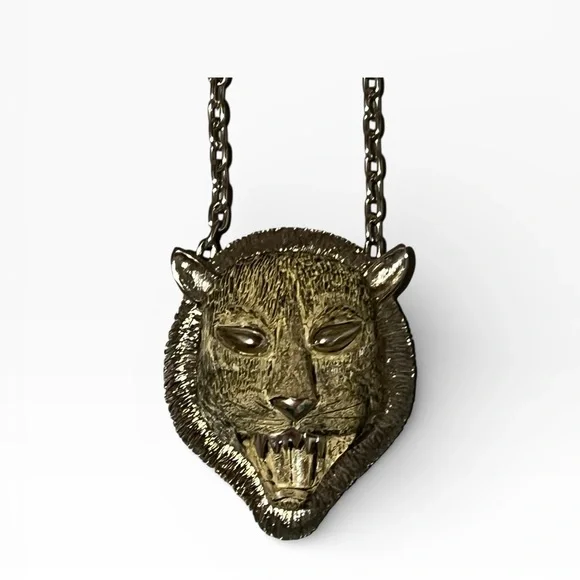 Vintage Gold Panther Pendant Necklace - Picture 3 of 7